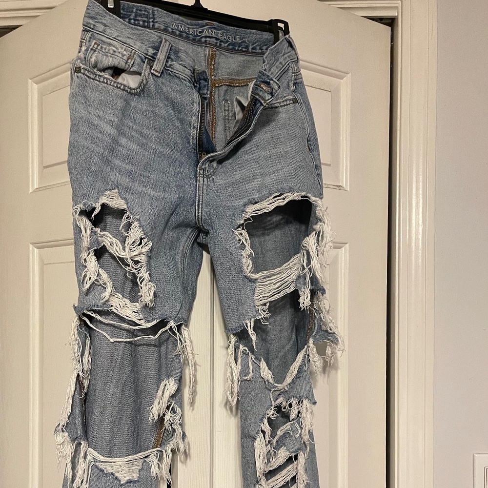 Light Wash Denim American Eagle Jeans